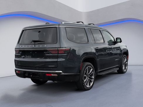 Used 2024 Jeep Wagoneer Series II w/ Premium Group I AWD/4WD image 5