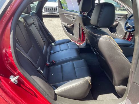 Used 2015 Chevrolet Impala LTZ FWD image 26