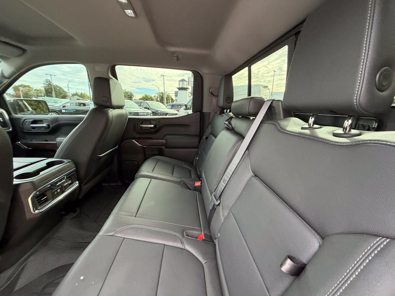 Used 2021 GMC Sierra 1500 SLT w/ SLT Premium Plus Package AWD/4WD image 5