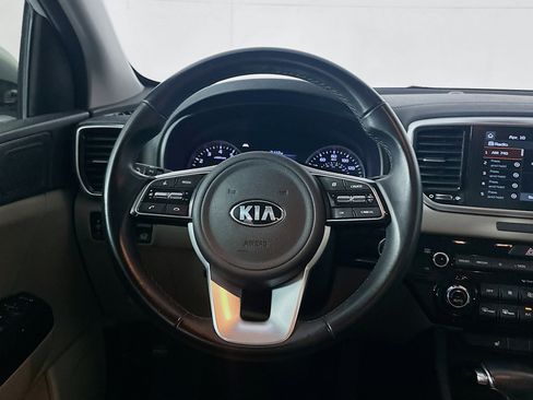 Used 2020 Kia Sportage EX image 18
