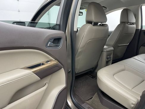 Used 2016 GMC Canyon SLT w/ Driver Alert Package AWD/4WD image 34