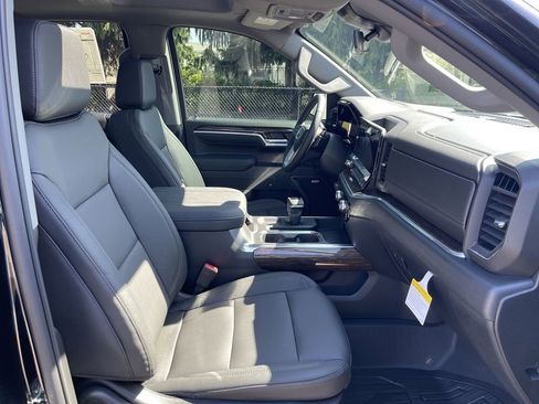 New 2026 GMC Sierra 1500 Elevation w/ Elevation Premium Package AWD/4WD image 29