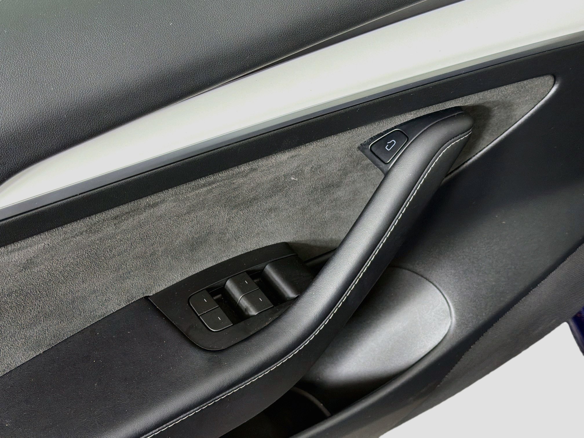 Used 2023 Tesla Model 3 Standard Range RWD image 15