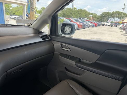 Used 2011 Honda Odyssey EX-L image 17