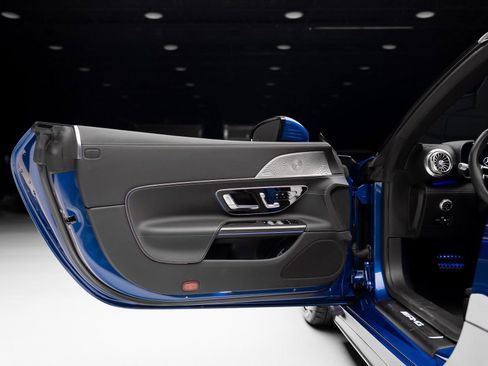 Used 2023 Mercedes-Benz SL 43 AMG image 57