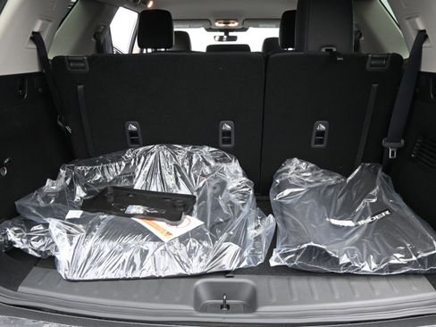 New 2026 Nissan Pathfinder SL FWD image 19