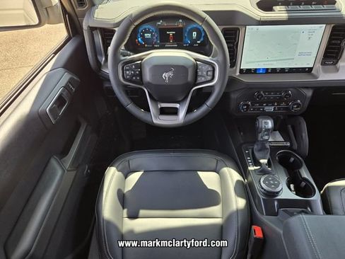New 2026 Ford Bronco Outer Banks w/ Sasquatch Package AWD/4WD image 11