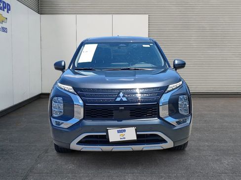 Used 2024 Mitsubishi Outlander SE FWD image 8