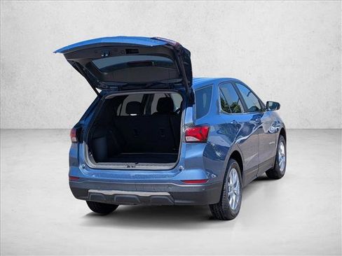 Used 2024 Chevrolet Equinox LT AWD/4WD image 5