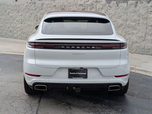 New 2026 Porsche Cayenne Coupe AWD/4WD image 6