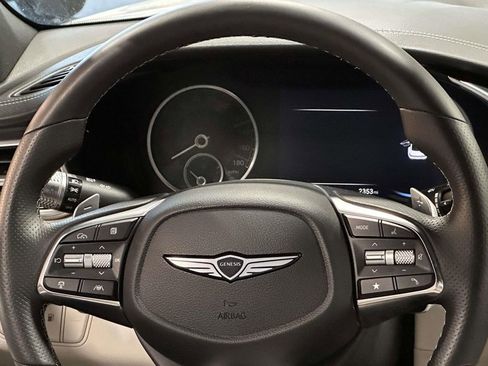 Used 2025 Genesis G70 2.5T AWD/4WD image 19