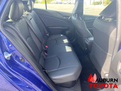 Used 2016 Toyota Prius Four Touring FWD image 16