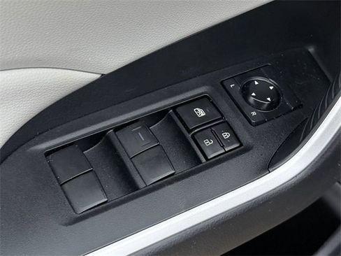 Certified 2021 Toyota RAV4 XLE image 39