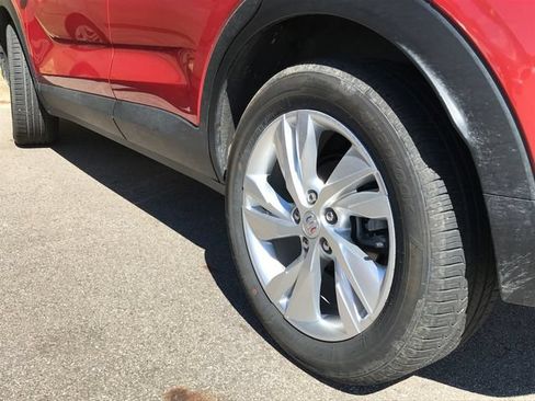 Certified 2024 Buick Encore GX Preferred w/ Comfort Package FWD image 13
