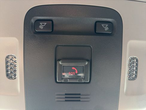 Used 2023 Toyota Camry SE image 28