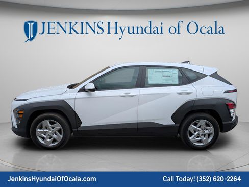 New 2026 Hyundai Kona SE FWD image 7