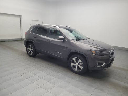 Used 2019 Jeep Cherokee Limited image 11