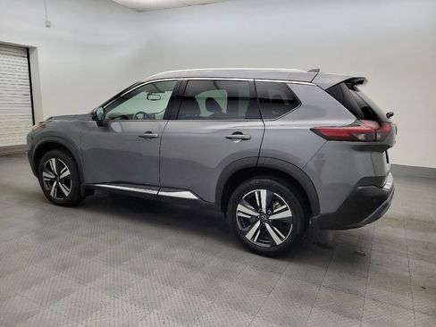 Used 2022 Nissan Rogue SL FWD image 3