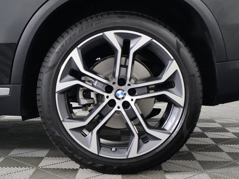 Used 2026 BMW X5 xDrive40i w/ Climate Comfort Package AWD/4WD image 16