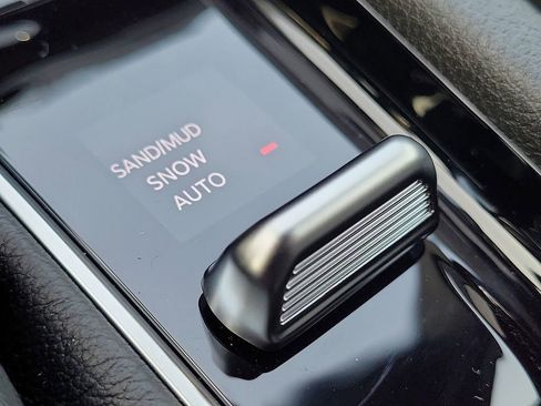 New 2026 Jeep Compass Limited image 33