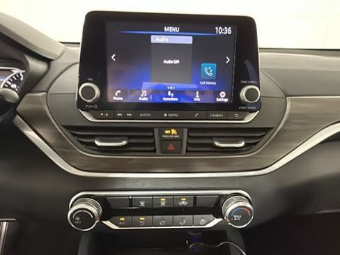 Used 2023 Nissan Altima 2.5 SV AWD/4WD image 23