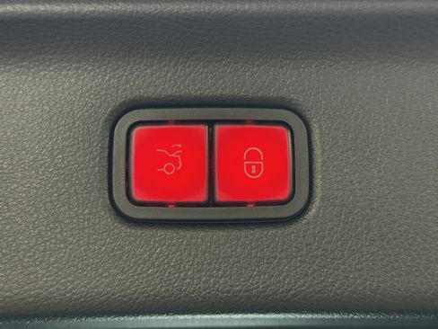 New 2026 Mercedes-Benz Maybach S 580 4MATIC image 14