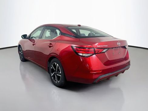 Used 2024 Nissan Sentra SV FWD image 7