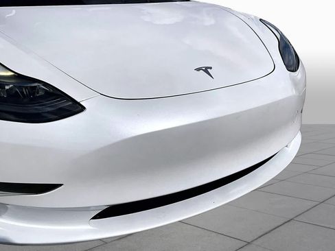 Used 2023 Tesla Model 3 Standard Range RWD image 26
