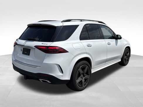 Used 2025 Mercedes-Benz GLE 450e 4MATIC image 4
