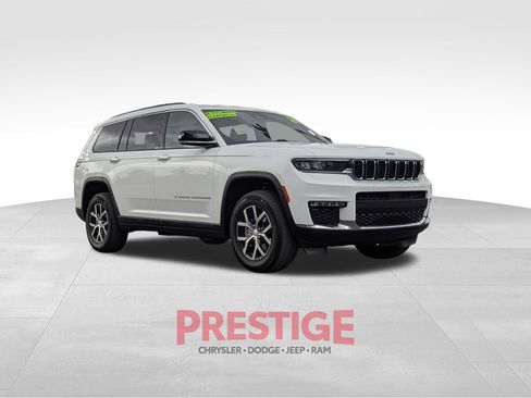 Used 2024 Jeep Grand Cherokee L Limited AWD/4WD image 5
