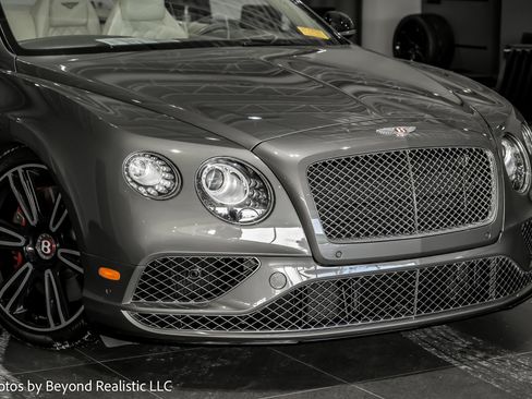 Used 2017 Bentley Continental GT V8 S image 2