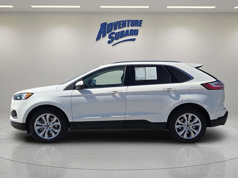 Used 2022 Ford Edge Titanium image 4