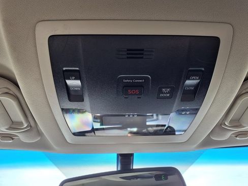 Used 2017 Lexus NX 200t FWD w/ Premium Package image 26