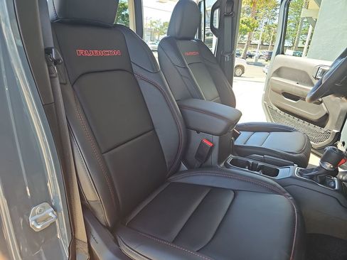 New 2026 Jeep Wrangler Unlimited Rubicon image 10