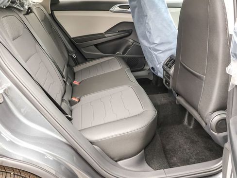 New 2025 Volkswagen Taos SE image 37