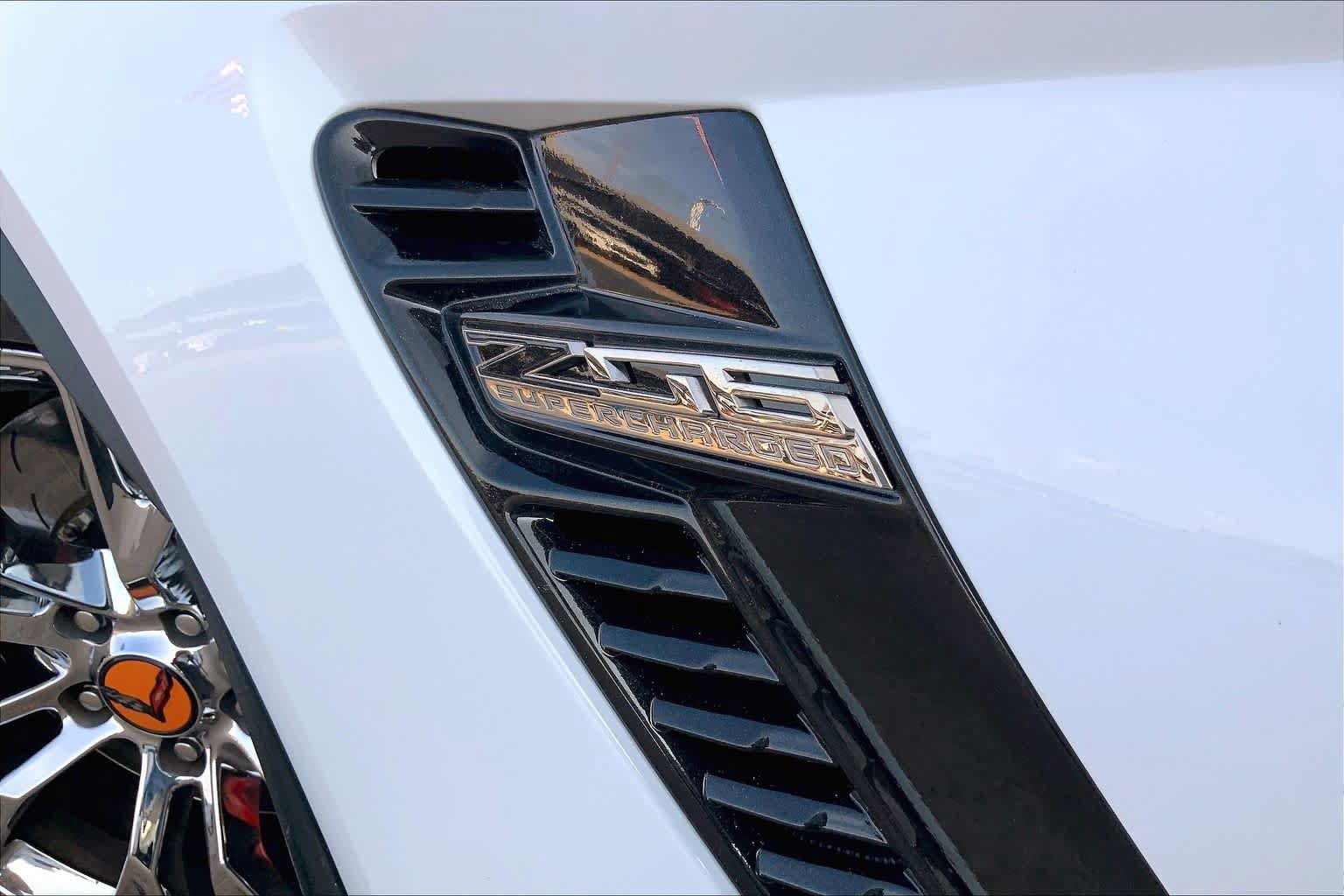 Used 2016 Chevrolet Corvette Z06 RWD image 10