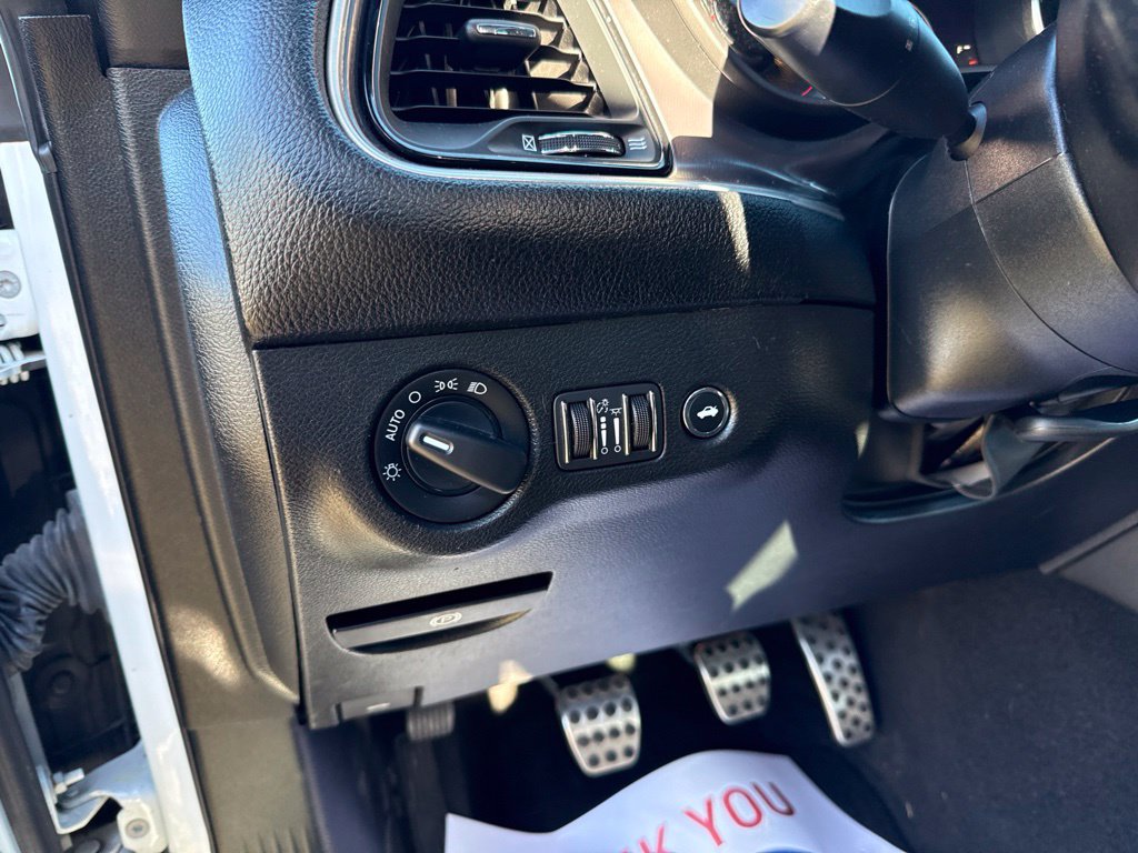 Used 2019 Dodge Challenger R/T Scat Pack RWD image 14