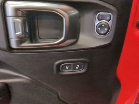 Used 2023 Jeep Wrangler Sport S image 10