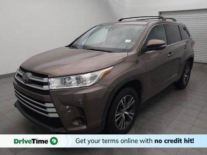 Used 2018 Toyota Highlander LE