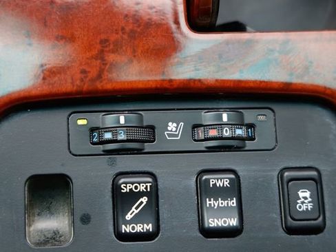 Used 2011 Lexus GS 450h w/ Preferred Accessory Package image 37