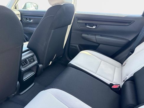 Used 2024 Honda CR-V LX image 13