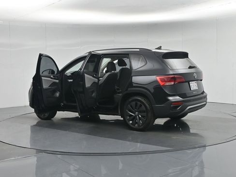 Used 2022 Volkswagen Taos S image 37