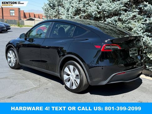 Used 2023 Tesla Model Y Long Range AWD/4WD image 5