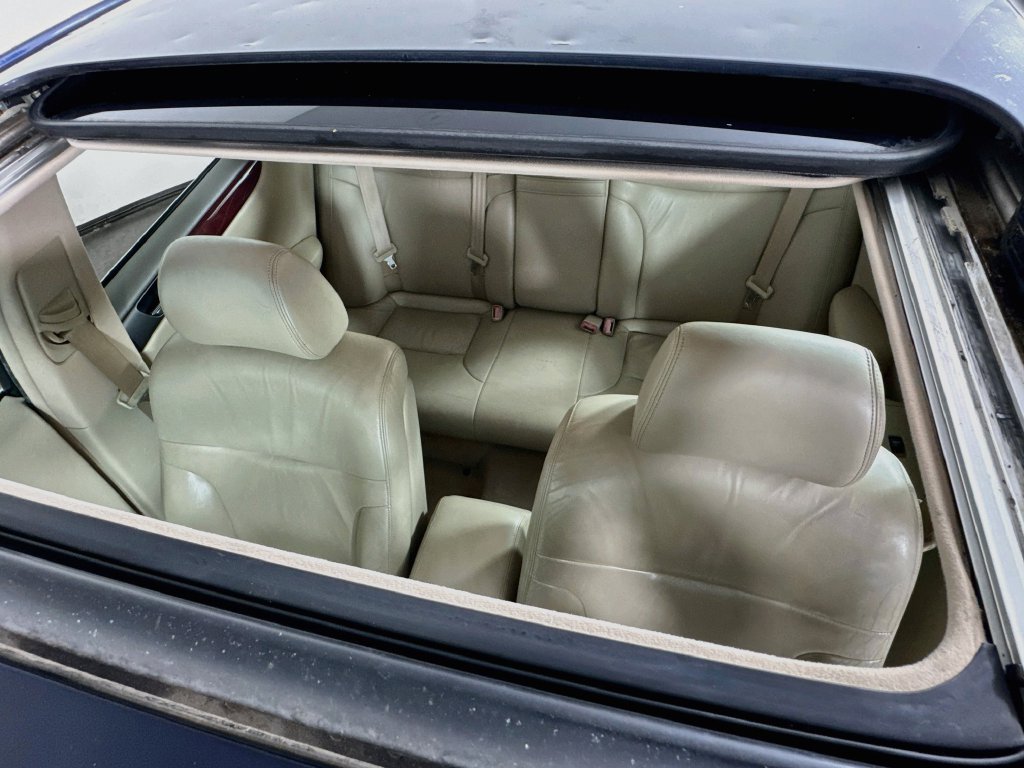 Used 2003 Lexus ES 330 w/ Premium Pkg FWD image 23