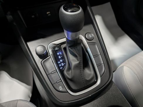 Used 2023 Hyundai Kona SEL image 28