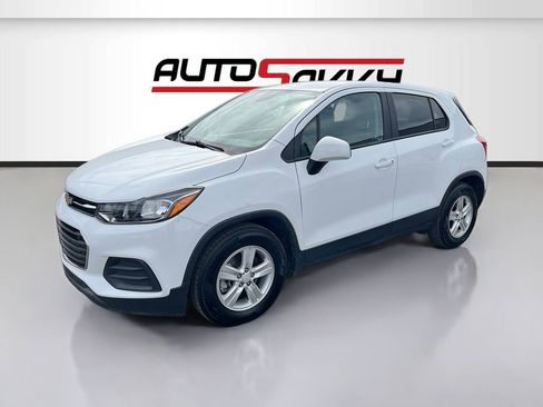 Used 2020 Chevrolet Trax LS w/ Tint and Cruise Package image 3
