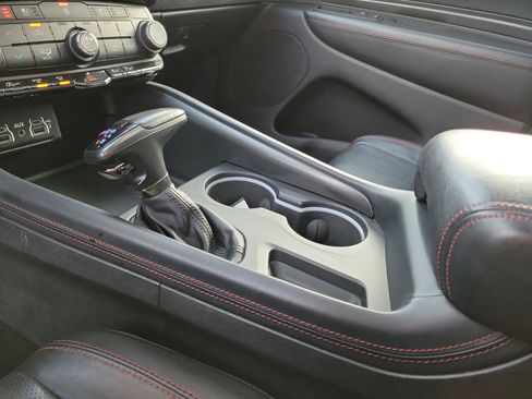 Used 2023 Dodge Durango GT image 29