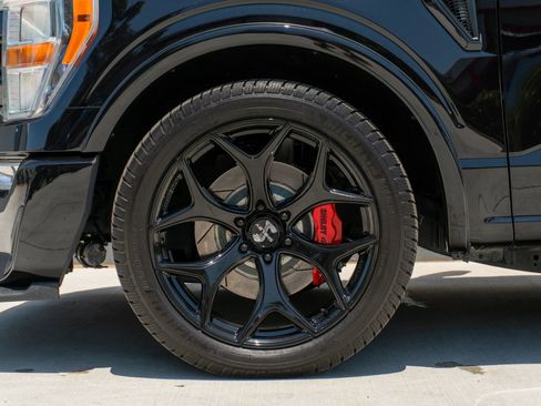 Used 2022 Ford F150 XLT w/ Equipment Group 301A Mid AWD/4WD image 17