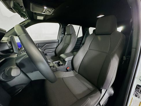 Used 2025 Toyota 4Runner SR5 image 13