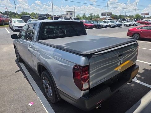 Used 2023 Honda Ridgeline Sport image 6